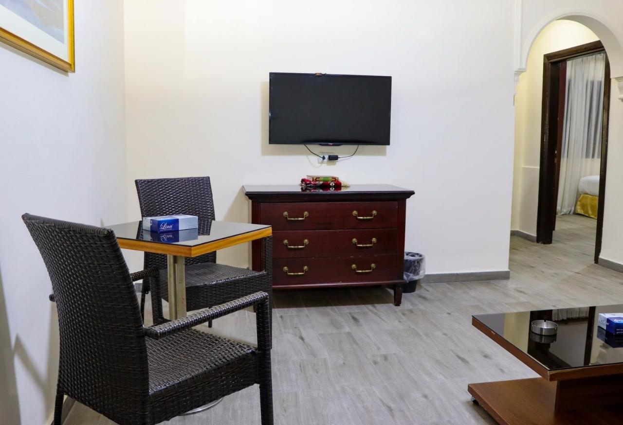 Al Jamal Suites Esterno foto
