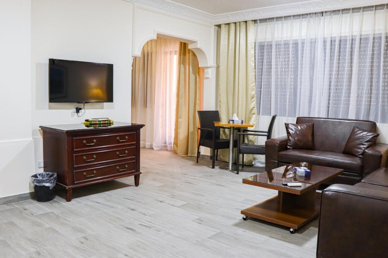 Al Jamal Suites Esterno foto