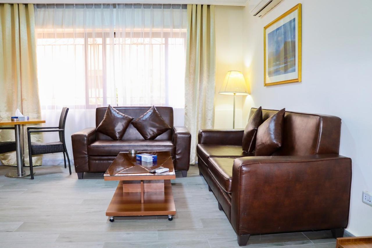 Al Jamal Suites Esterno foto