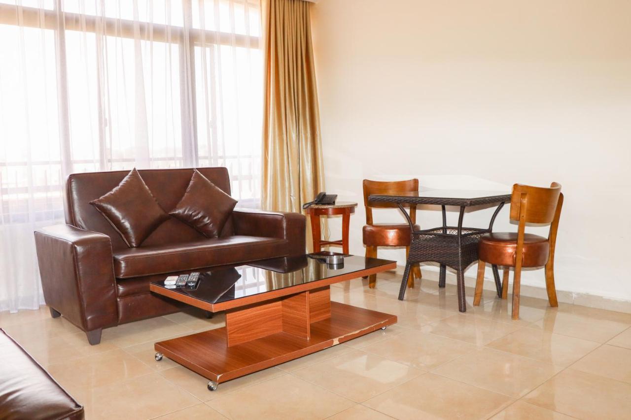 Al Jamal Suites Esterno foto
