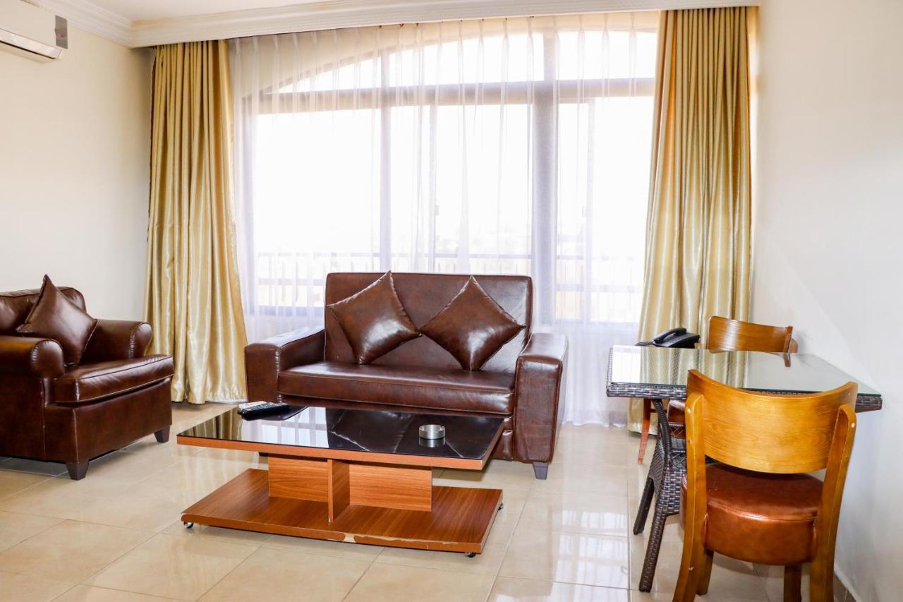 Al Jamal Suites Esterno foto
