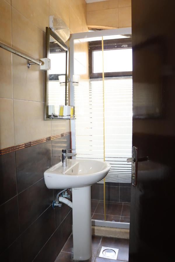 Al Jamal Suites Esterno foto