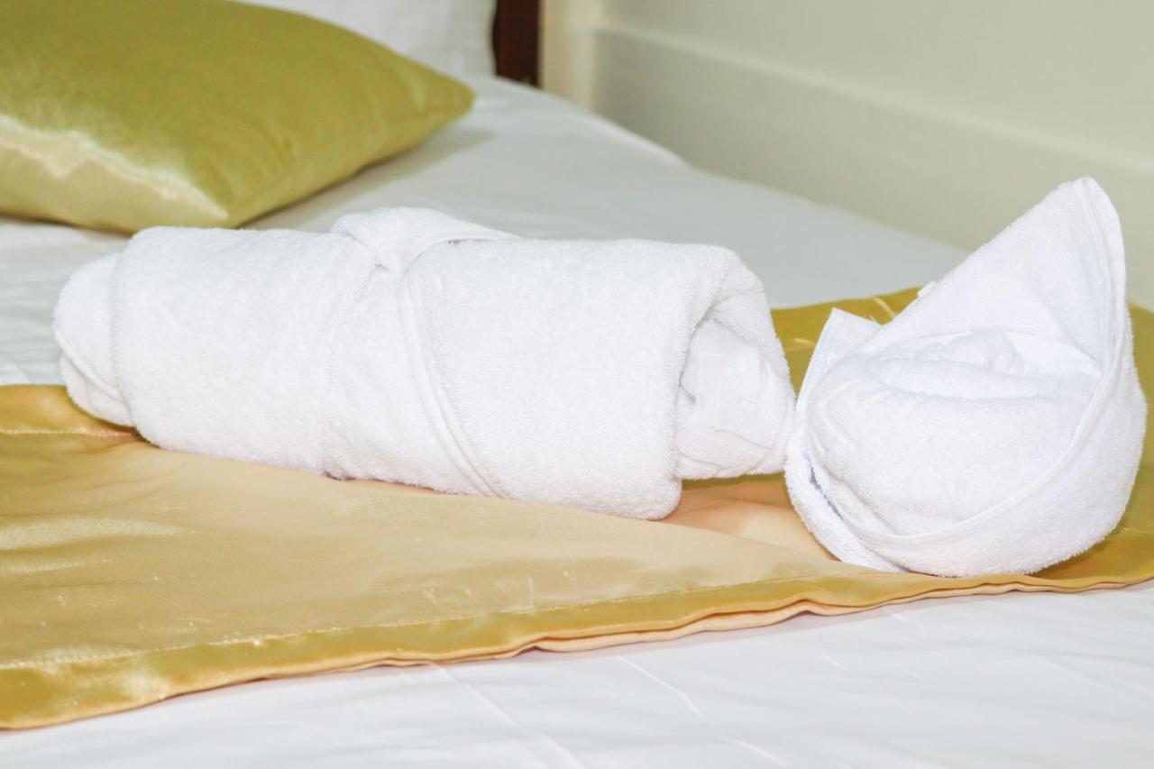 Al Jamal Suites Esterno foto